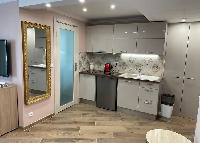 Studio With Swimming Pool 60 Meters Near The Beach