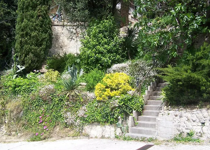 Castel Enchante